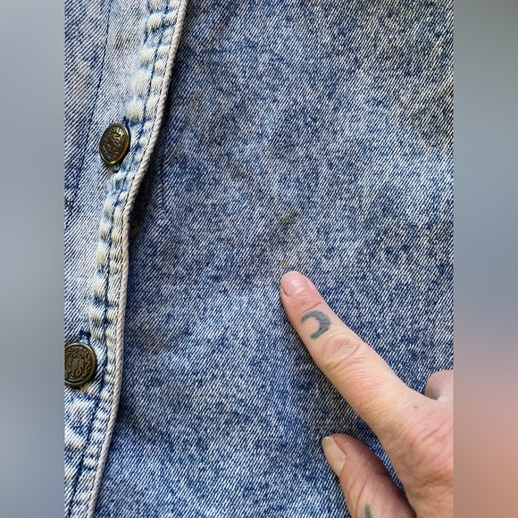 VTG 80’s Acid Washed Denim Button up High Waisted Mini Skirt! USA. Size 7! - Picture 15 of 15